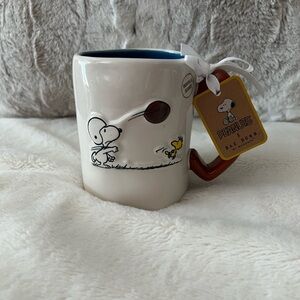 Snoopy Woodstock Football Mug NWT